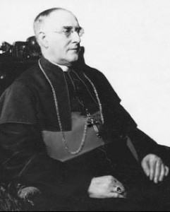 Mgr Édouard LeBlanc, premier évêque acadien, 1912-1935.